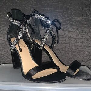 Brand new Badgley Mischka black silk high heels with beautiful jewels